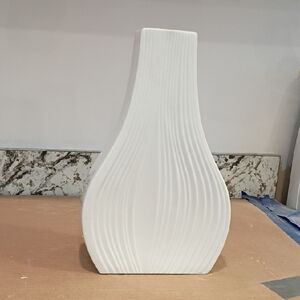 Modern White Onion Textured Vase Naaman Ceramic Glazed Unique